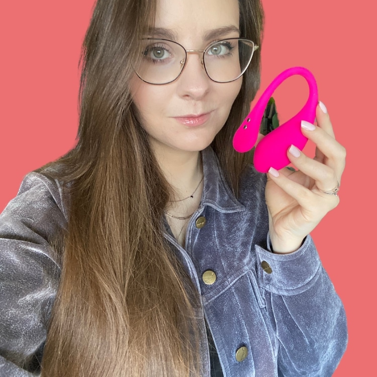 Lovense Lush 3 Love Egg Vibrator. Slide 9