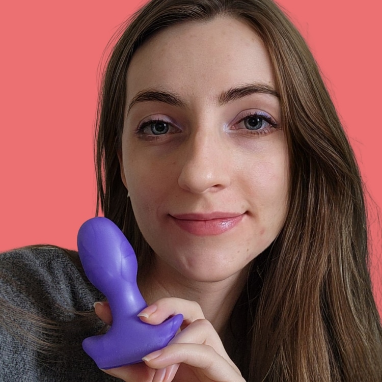 Compare SquarePegToys Egg Plug