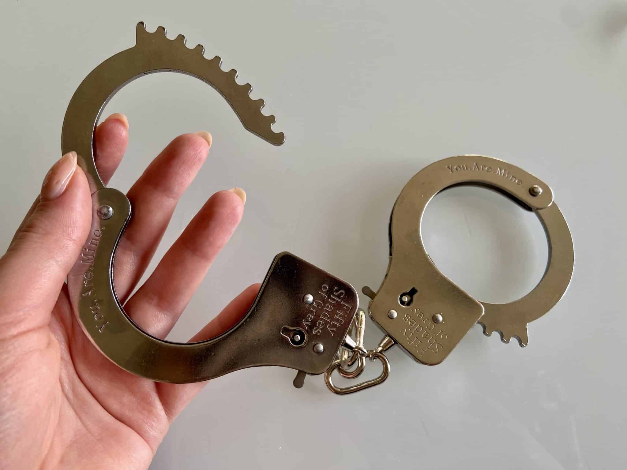 Fifty Shades of Grey You. Are. Mine Metal Handcuffs Performance