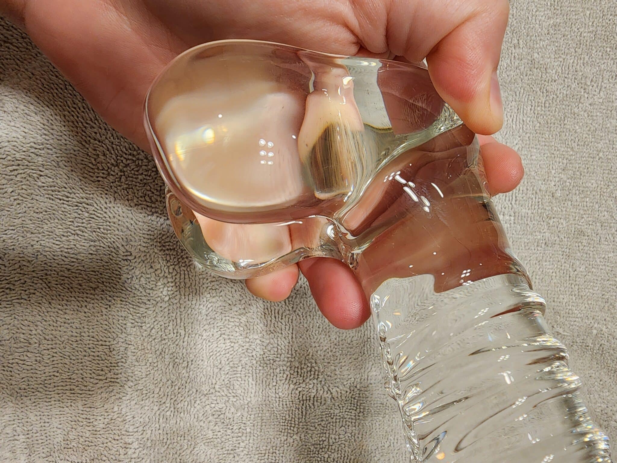 Glas 8" Realistic Ribbed Glass Dildo. Slide 5